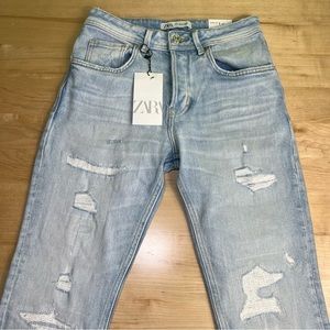 NWT ZARA Distressed jeans